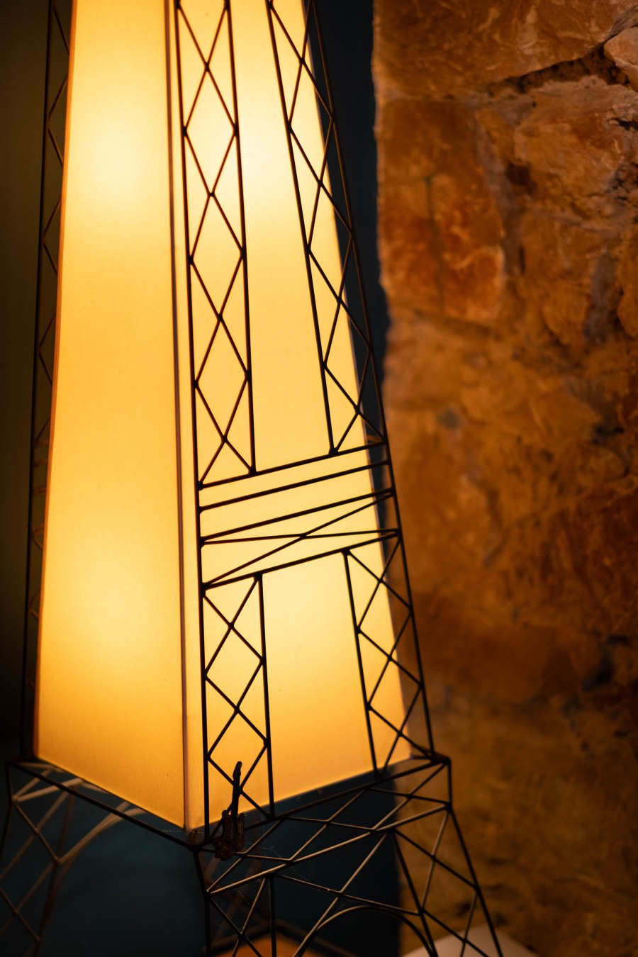 Lumière dans le cabinet
